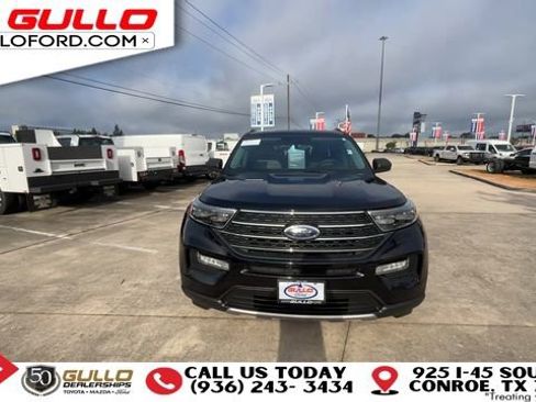 Certified 2022 Ford Explorer XLT w/ Equipment Group 202A RWD image 3