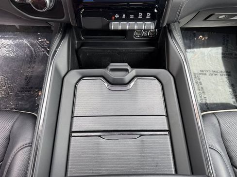 Used 2022 RAM 1500 Limited AWD/4WD image 19