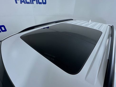 Certified 2023 Ford Explorer XLT w/ Equipment Group 202A AWD/4WD image 17