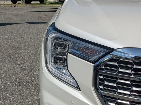 Certified 2022 GMC Terrain Denali AWD/4WD image 9