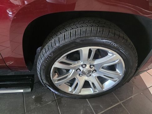Used 2019 Cadillac Escalade Premium Luxury AWD/4WD image 51