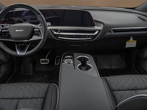 New 2026 Cadillac Lyriq V w/ LPO, Floor Liner Package image 18