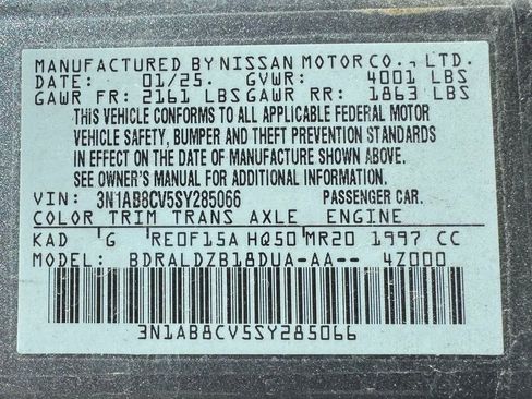Used 2025 Nissan Sentra SV FWD image 12