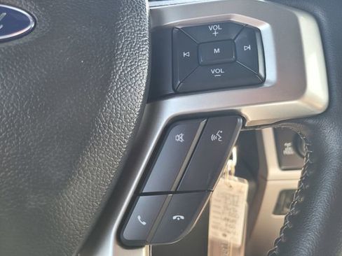 Certified 2022 Ford F250 Lariat w/ Lariat Value Package image 26