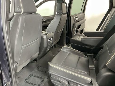 Used 2023 GMC Yukon XL SLT w/ Max Trailering Package AWD/4WD image 24
