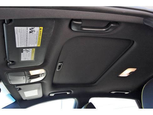 Used 2018 Hyundai Kona Ultimate FWD image 31