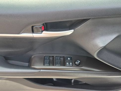 Used 2024 Toyota Camry SE FWD image 18