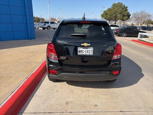 Used 2020 Chevrolet Trax LS w/ Tint and Cruise Package image 4