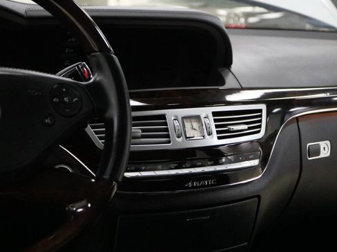 Used 2013 Mercedes-Benz S 550 4MATIC image 92