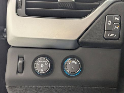 Used 2020 Chevrolet Tahoe LT image 15