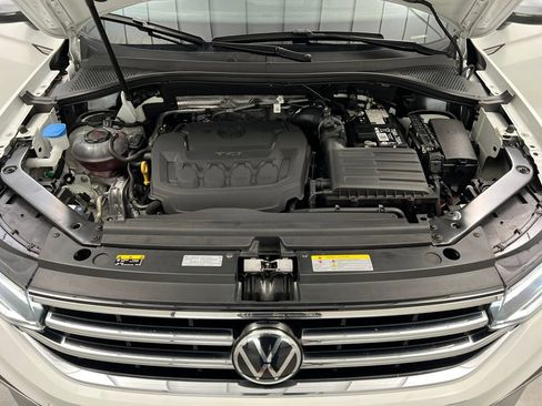Used 2024 Volkswagen Tiguan Wolfsburg Edition image 74