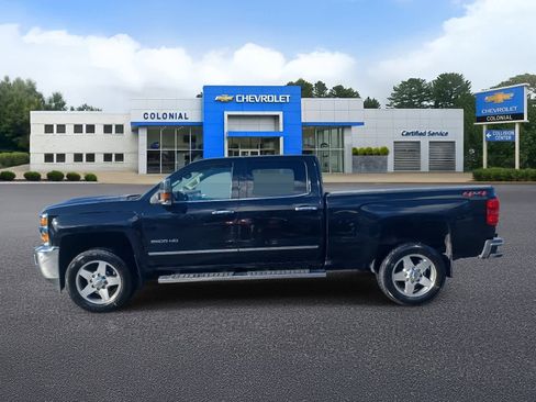 Used 2019 Chevrolet Silverado 2500 LTZ w/ Duramax Plus Package image 6