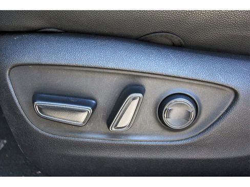 Used 2024 Toyota RAV4 XLE image 28