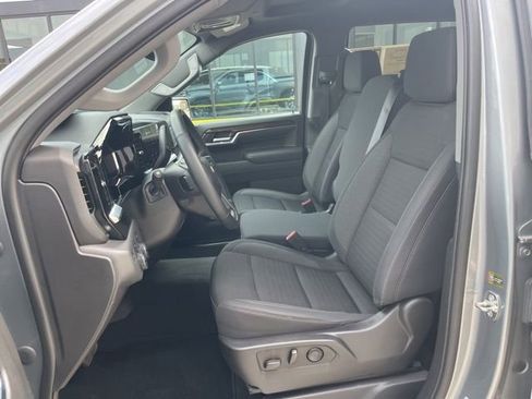 Used 2023 Chevrolet Silverado 1500 LT image 25