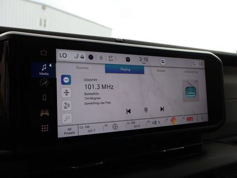 Used 2024 Jeep Wrangler Unlimited Sahara image 32