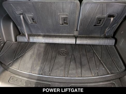 Used 2020 Buick Enclave Essence w/ Sound and Sites Package FWD image 28