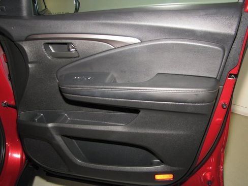 Certified 2023 Honda Passport EX-L image 22