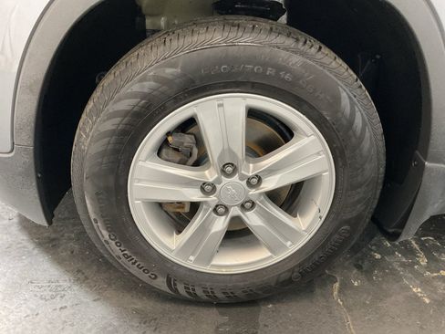Used 2020 Chevrolet Trax LS w/ Tint and Cruise Package FWD image 14