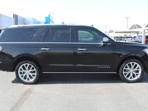 Used 2018 Ford Expedition Max Platinum AWD/4WD image 2