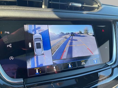 New 2025 Cadillac XT6 Sport w/ Technology Package image 36