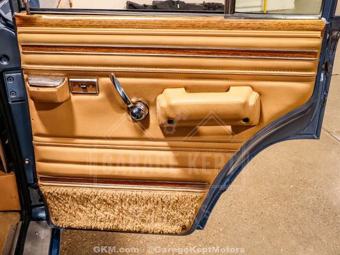 Used 1987 Jeep Grand Wagoneer AWD/4WD image 74