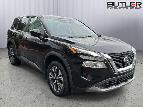 Used 2022 Nissan Rogue SV image 6