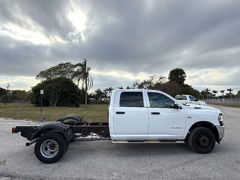 Used 2021 RAM 3500 Tradesman w/ Max Tow Package RWD image 6