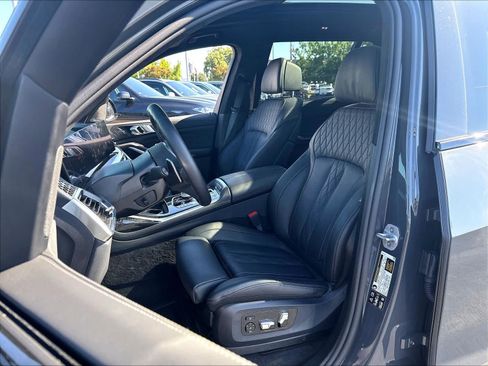 Used 2026 BMW X7 M60i AWD/4WD image 21