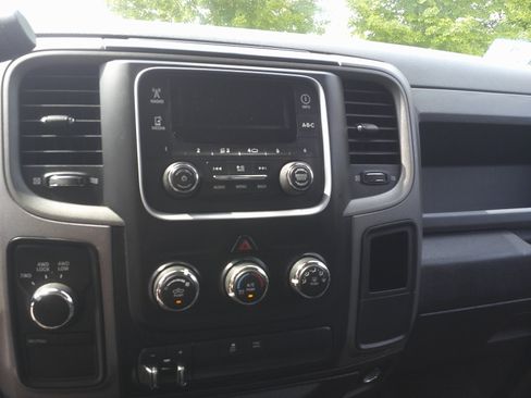 Used 2013 RAM 1500 Express AWD/4WD image 2