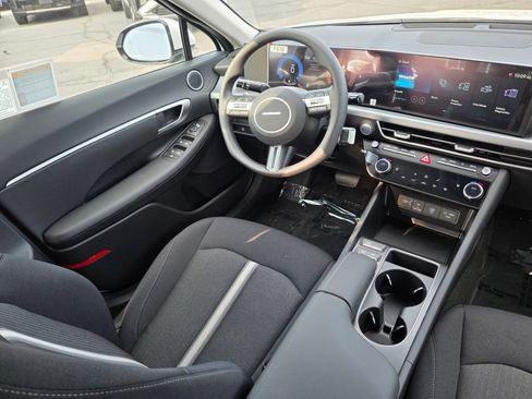 New 2025 Hyundai Sonata SEL image 16