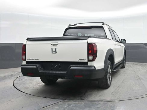Used 2017 Honda Ridgeline RTL image 10