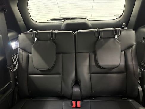 New 2026 Ford Explorer ST-Line w/ ST-Line Street Pack image 22