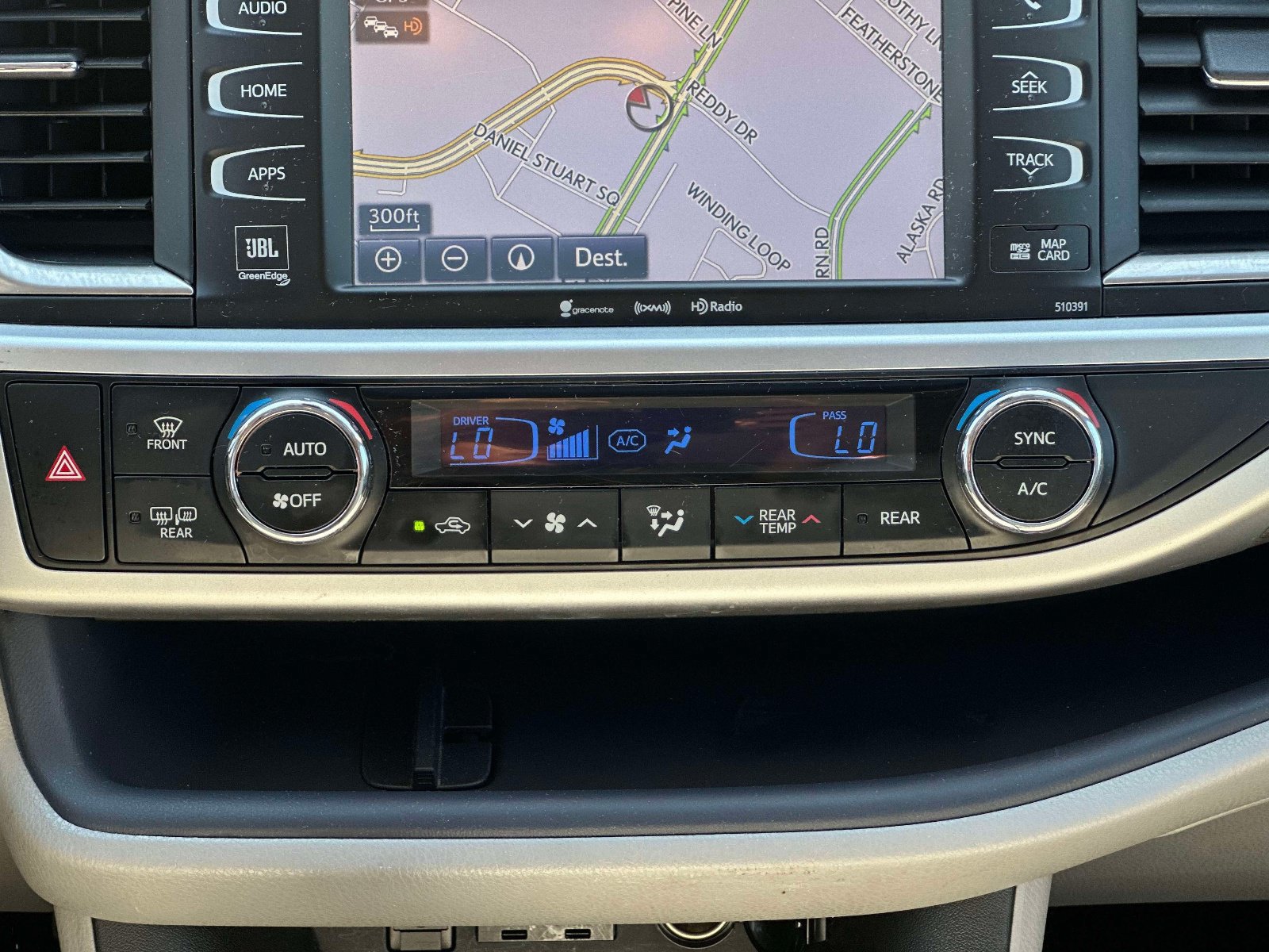 Used 2019 Toyota Highlander Limited AWD/4WD image 20