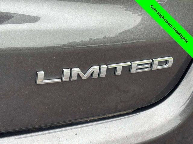Used 2023 Jeep Compass Limited AWD/4WD image 36