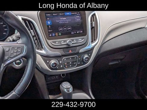 Used 2020 Chevrolet Equinox Premier FWD image 20