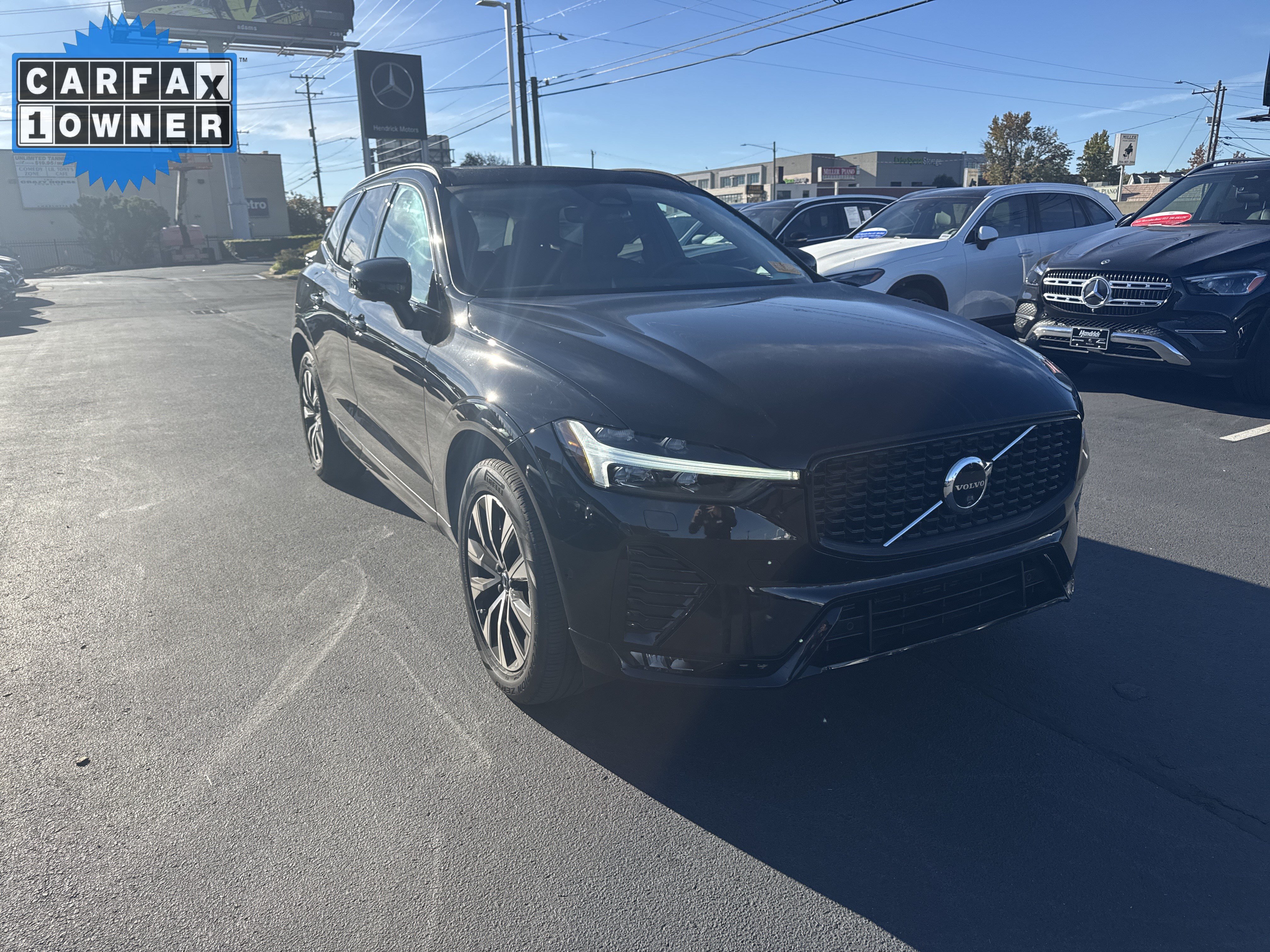 Used 2024 Volvo XC60 B5 Plus w/ Protection Package Premier AWD/4WD image 2