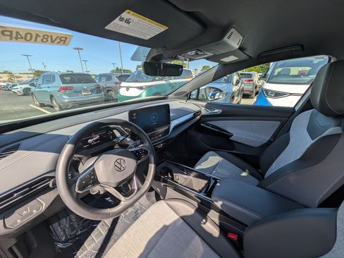 Used 2023 Volkswagen ID.4 Pro RWD image 14