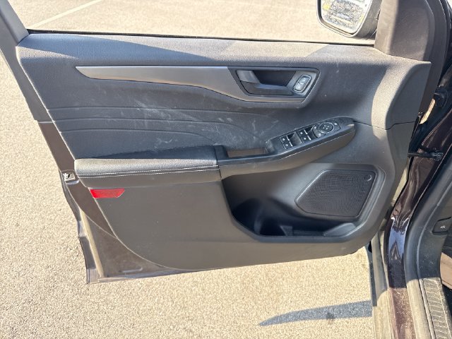 Used 2023 Ford Escape Active AWD/4WD image 23
