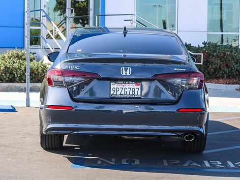 Used 2025 Honda Civic Sport image 8