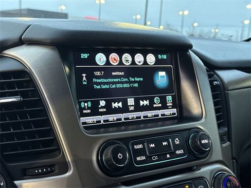 Used 2020 GMC Yukon XL Denali w/ Denali Premium Package image 16