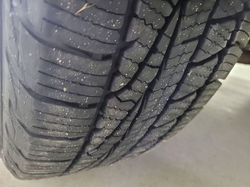 Used 2017 Nissan Rogue SV image 28