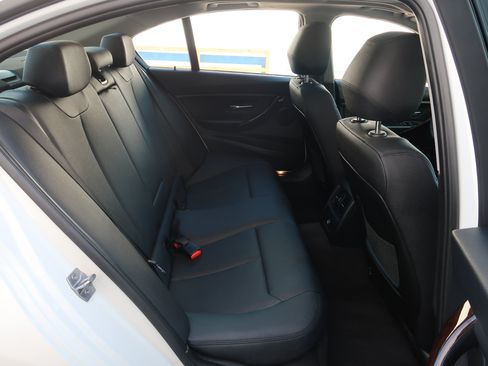 Used 2014 BMW 328i Sedan RWD image 27