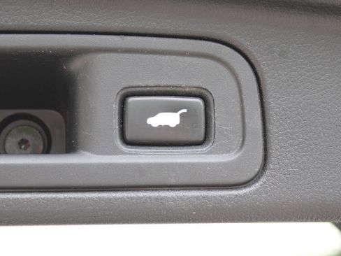 Used 2016 Honda Pilot Elite image 18