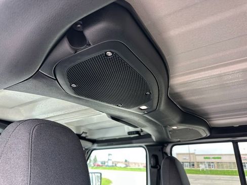 Used 2025 Jeep Wrangler Sahara AWD/4WD image 20