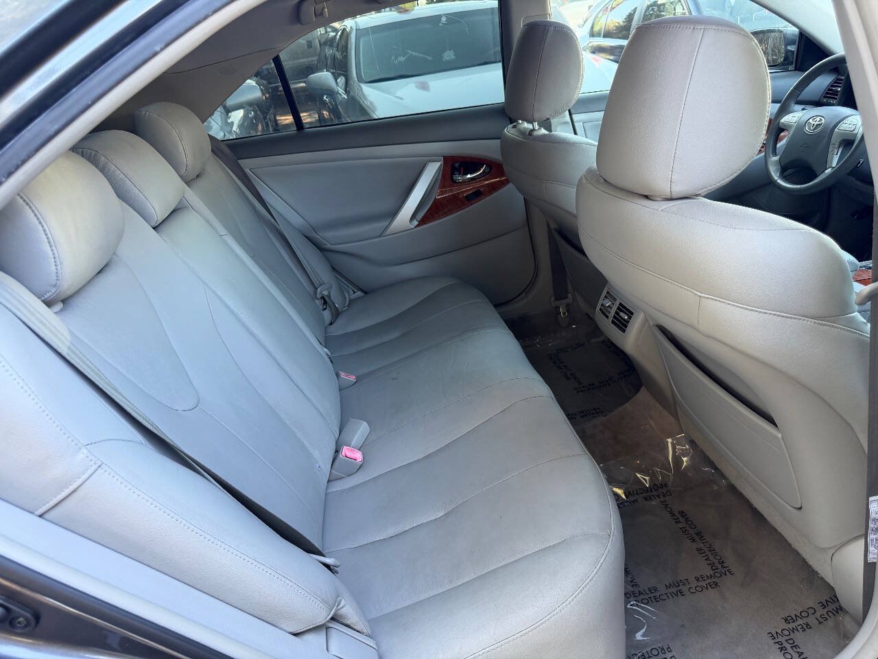 Used 2009 Toyota Camry XLE FWD image 18