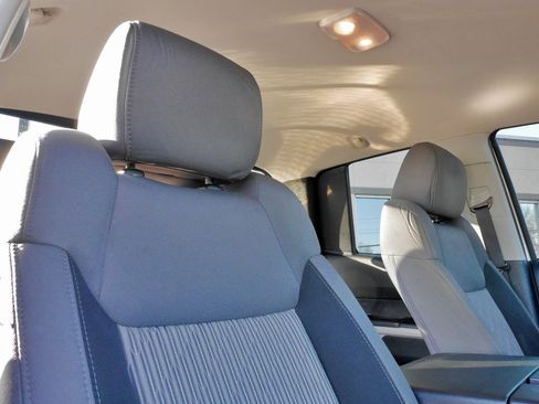 Used 2016 Toyota Tundra SR5 image 14