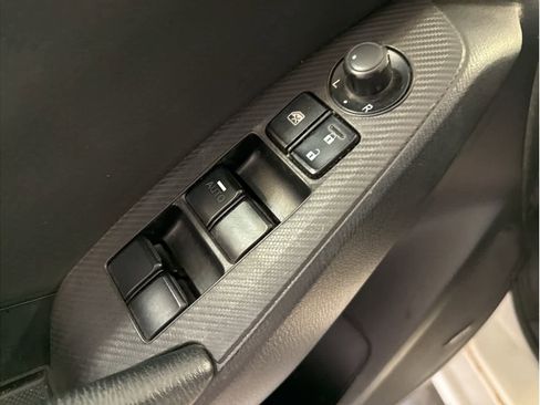 Used 2016 MAZDA MAZDA3 i Touring w/ Popular Equipment Package image 18