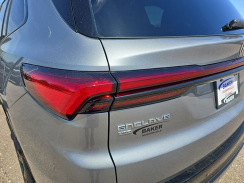 New 2026 Buick Enclave Sport Touring w/ LPO, Floor Liner Package AWD/4WD image 38