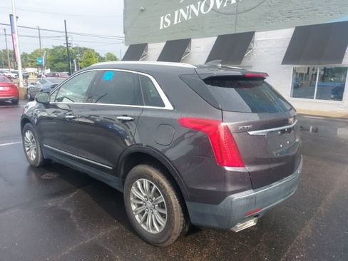 Used 2018 Cadillac XT5 Luxury w/ Driver Awareness Package FWD image 3