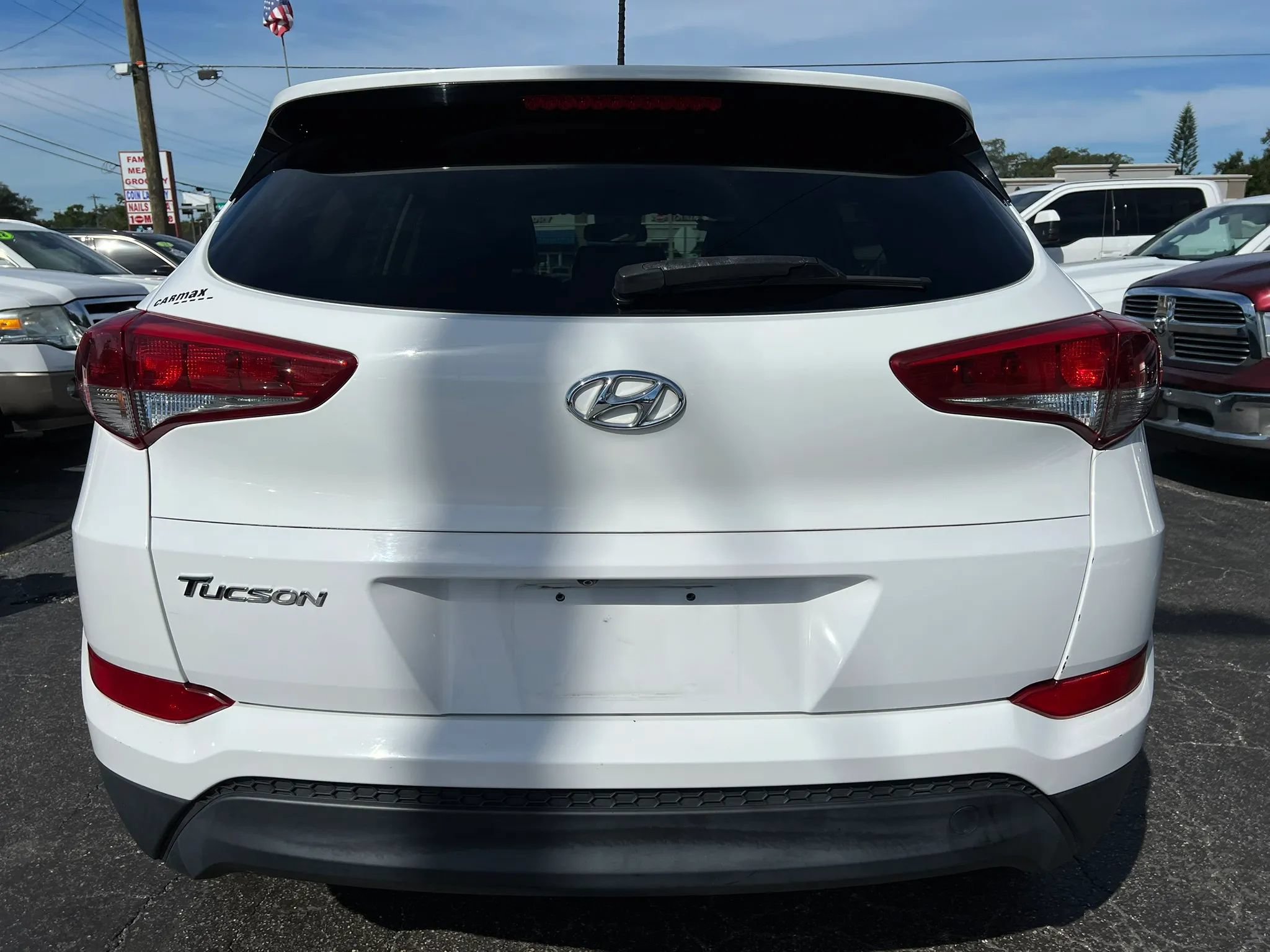 Used 2017 Hyundai Tucson SE w/ SE Popular Package 02 FWD image 6